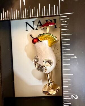 Napier NIB Cocktail Drink in Glass Brooch